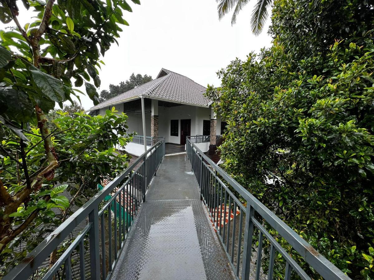 Cherry Blossom Homestays Munnar 2Bhk Luaran gambar