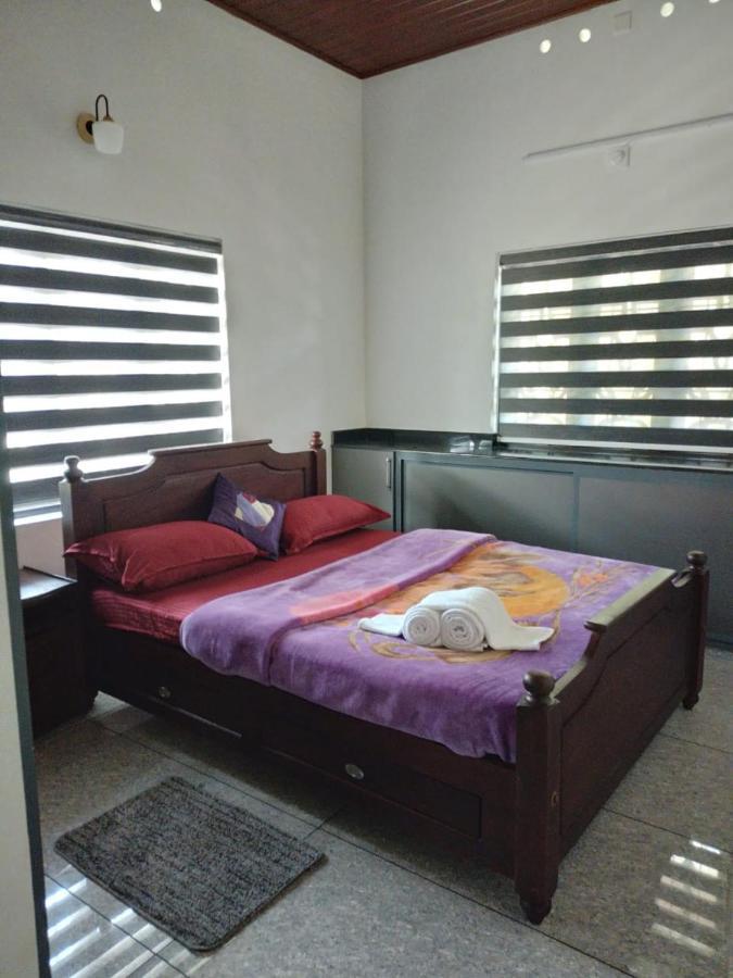 Cherry Blossom Homestays Munnar 2Bhk Luaran gambar